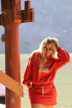 Load image into Gallery viewer, LAKESIDE LOUNGE PULLOVER: RED / SM