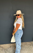 Load image into Gallery viewer, Farah Floral WIDE LEG JEAN