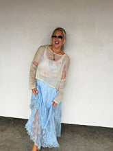 Load image into Gallery viewer, BLOOMING MAXI SKIRT