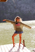 Load image into Gallery viewer, FREEDOM FLAG PATCH PULLOVER
