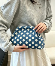 Load image into Gallery viewer, Noelle MakeUp/Clutch Bag
