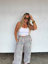 Load image into Gallery viewer, DRIFT AWAY JOGGERS
