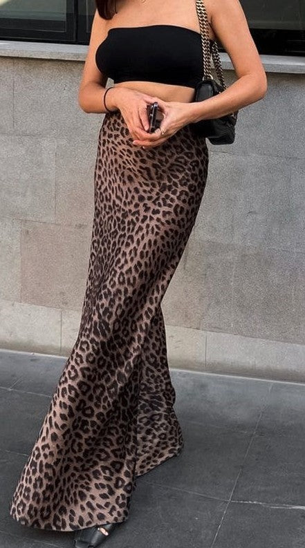 Miss Sparkling Leopard Print Maxi Skirt