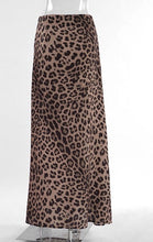 Load image into Gallery viewer, Miss Sparkling Leopard Print Maxi Skirt
