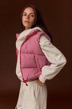 Load image into Gallery viewer, PV19025 - Gingham Puffer Vest: Red / S-M-L (2-2-2)
