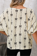 Load image into Gallery viewer, Bow Textured Puff Sleeve Top

