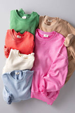 Load image into Gallery viewer, Comfort Washed Organic Cotton Crew Neck Sweatshirt
