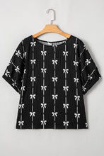 Load image into Gallery viewer, Bow Textured Puff Sleeve Top

