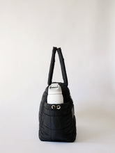 Load image into Gallery viewer, the weekender duffle bag
