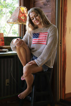 Load image into Gallery viewer, FREEDOM FLAG PATCH PULLOVER

