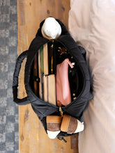Load image into Gallery viewer, the weekender duffle bag
