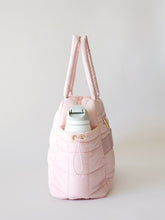 Load image into Gallery viewer, the weekender duffle bag
