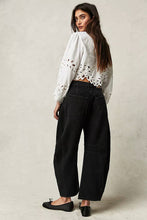 Load image into Gallery viewer, Emma Jean Washed Barrel Legged Jeans
