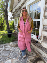 Load image into Gallery viewer, WILD OAK PUFFER VEST
