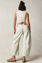 Load image into Gallery viewer, Emma Jean Washed Barrel Legged Jeans
