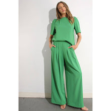 Load image into Gallery viewer, The Ireland Top and Pants Set

