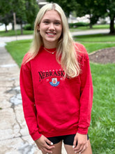 Load image into Gallery viewer, 1998 HUSKERS ORANGE BOWL TSI PULLOVER
