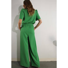 Load image into Gallery viewer, The Ireland Top and Pants Set
