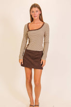 Load image into Gallery viewer, Sammie Asymmetrical Stripe Button Detail Top
