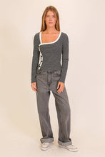 Load image into Gallery viewer, Sammie Asymmetrical Stripe Button Detail Top
