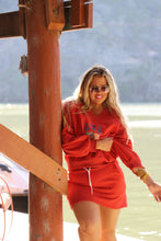 Load image into Gallery viewer, LAKESIDE LOUNGE PULLOVER: RED / SM
