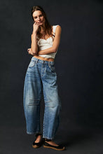 Load image into Gallery viewer, Emma Jean Washed Barrel Legged Jeans
