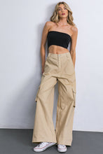 Load image into Gallery viewer, ADORABLE POSH WOVEN CARGO PANTS
